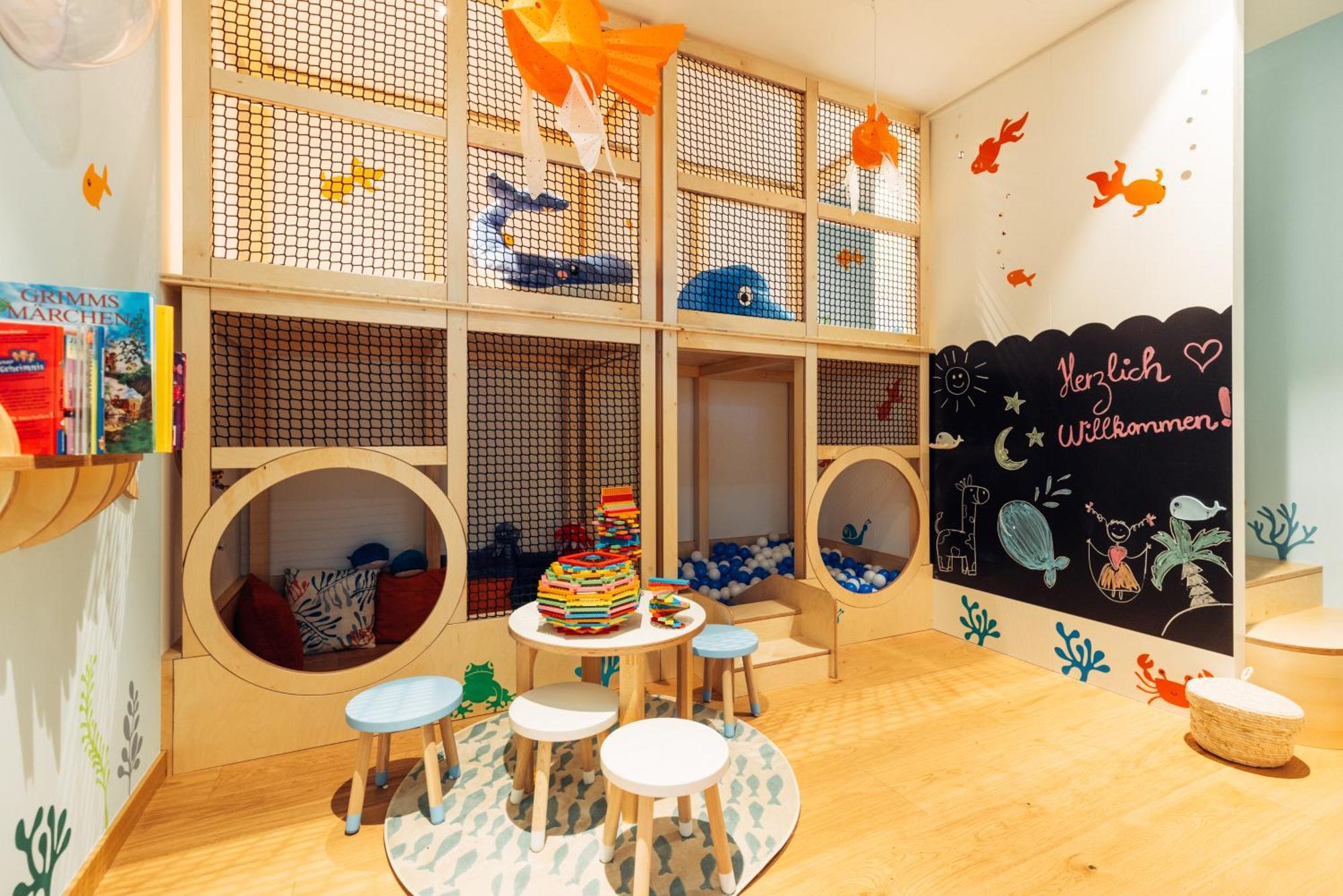 Harry'S Home Graz-Smart City Hotel & Apartments Buitenkant foto